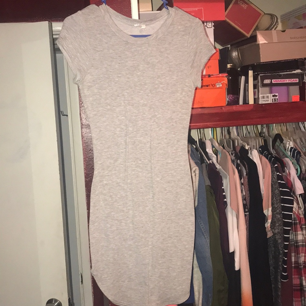 Grey dress, fits perfectly and only worn once